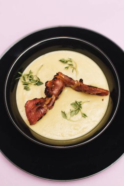 siyah kase lezzetli krem çorba 