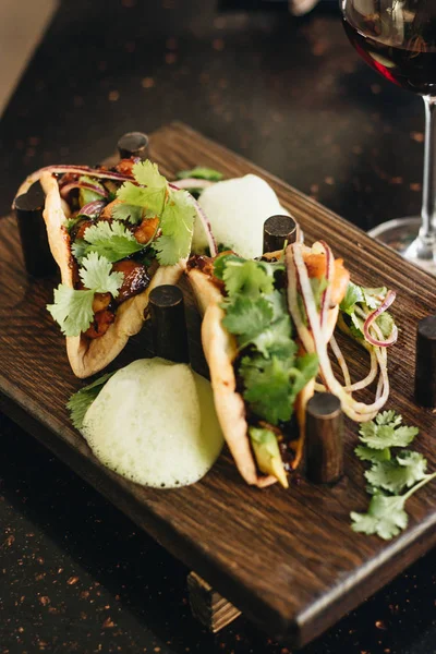 sebze ve maydanoz, Meksika mutfağı ile lezzetli tacos 