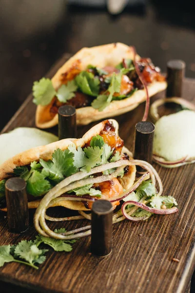 sebze ve maydanoz, Meksika mutfağı ile lezzetli tacos 