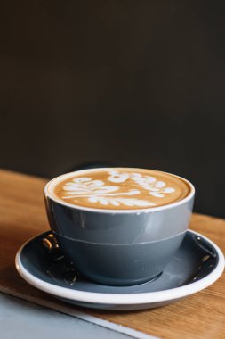 kahve latte sanat, sabah içki ile 