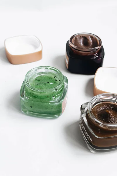 Auswahl Verschiedener Marmeladen Kleinen Gläsern Auf Weißem Hintergrund Ansicht Von — Stockfoto