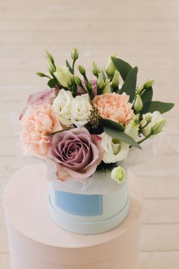 Yumuşak çiçekli güzel bahar buketi