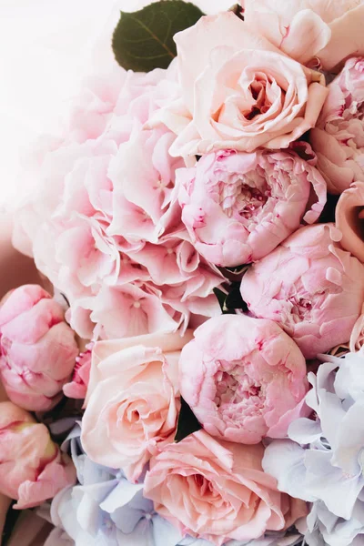 Mooi Voorjaarsboeket Met Zachte Bloemen — Stockfoto