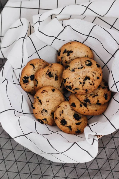 Delicious Homemade Chocolate Crisp Cookies Cloth — Stock Photo, Image