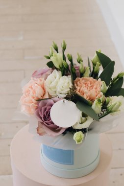 Yumuşak çiçekli güzel bahar buketi