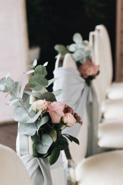 çiçek, düğün tarzı ile dekore edilmiş koltukları