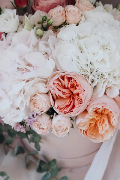 꽃다발에 아름다운 꽃다발 — 스톡 사진