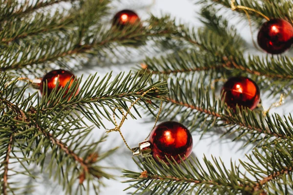 Arbre Noël Décoré Boules Rouges Brillantes — Photo