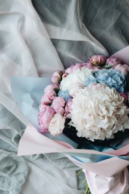 güzel bahar buket pembe ihale çiçekli