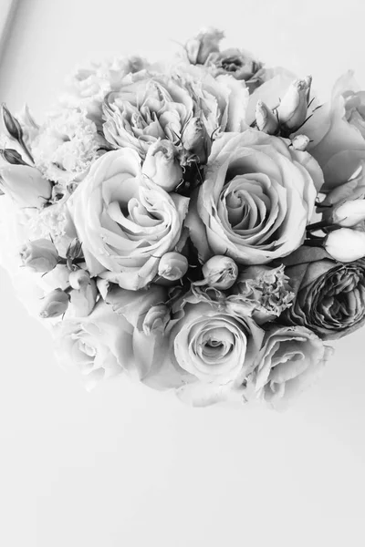 Beau Bouquet Printemps Fleurs Tendres Noir Blanc — Photo