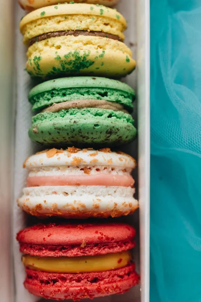 Box Delicious Bright Macaroons Sweet Dessert — Stock Photo, Image