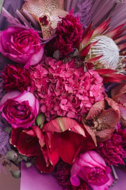 güzel bahar buket parlak pembe çiçekli