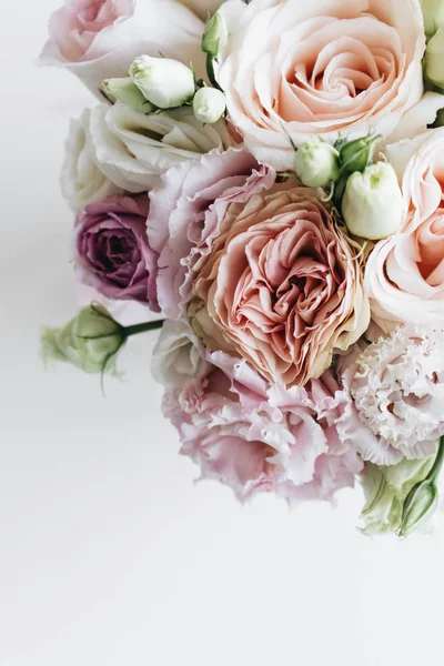 Mooi Voorjaarsboeket Met Roze Witte Tedere Bloemen — Stockfoto