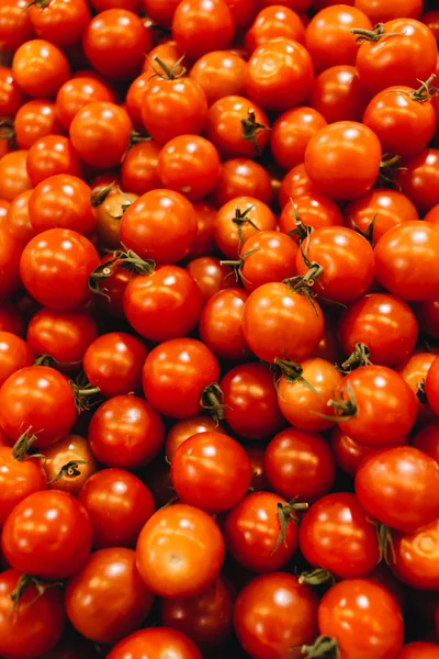 Haufen Frischer Reifer Tomaten Lebensmittel Hintergrund — Stockfoto