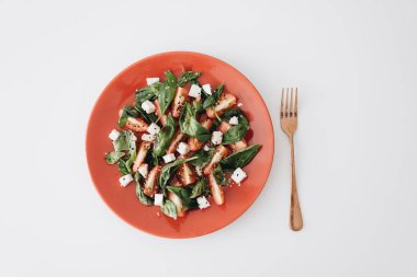 Kiraz domatesli salata ve mozzarella.