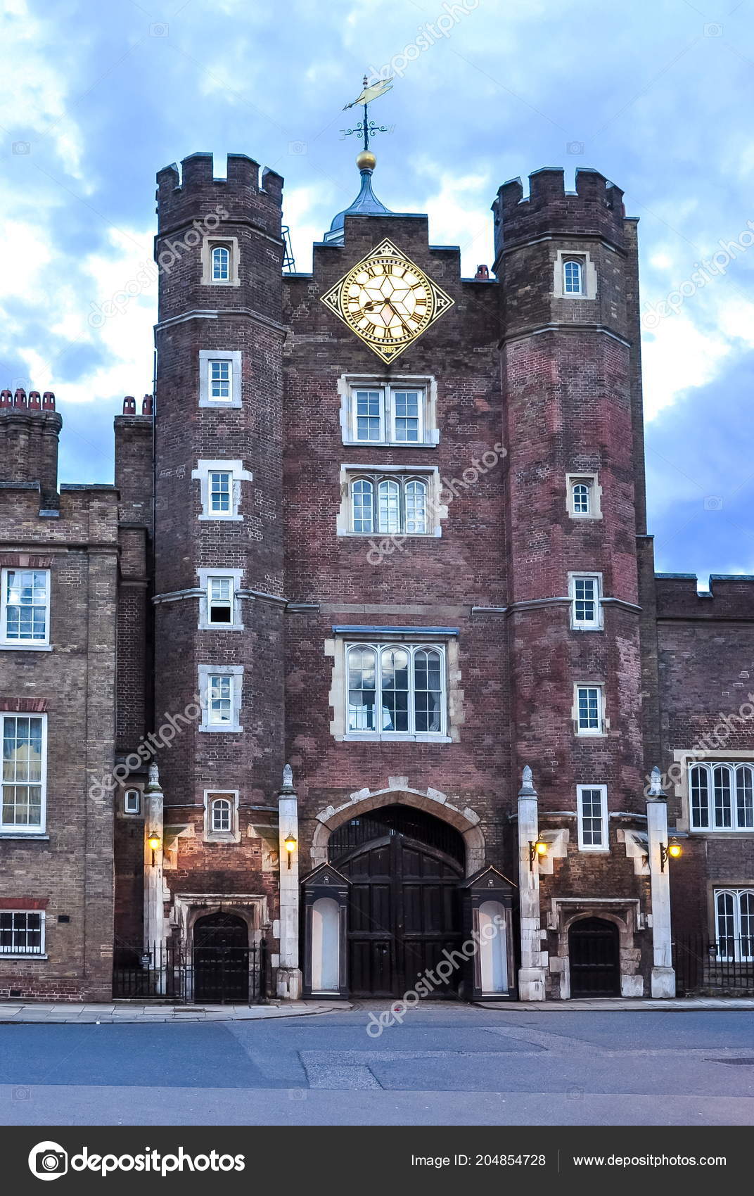James Palace London Stock Photo C Mistervlad 204854728