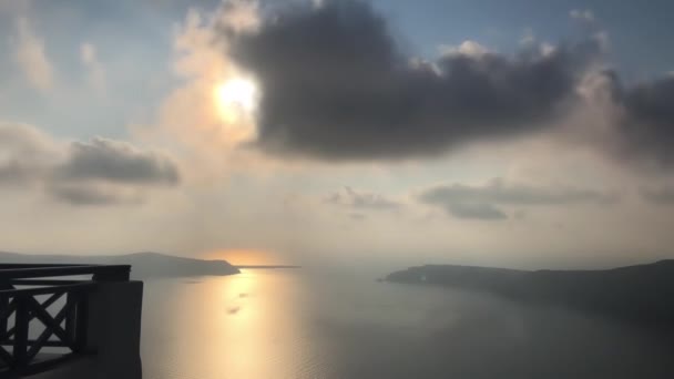 Santorini Island på kvällen — Stockvideo