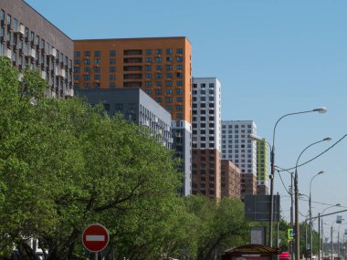 Yüksek katlı apartman