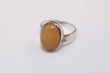 opal ile gümüş yüzük