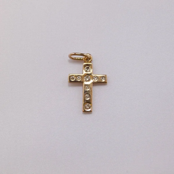 Золотой Крест Алмазами — стоковое фото