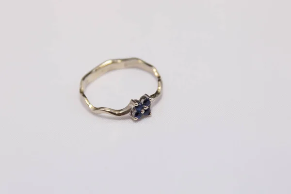 Gold Ring Sapphire — Stock Photo, Image