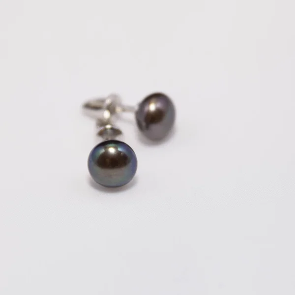 Boucles Oreilles Argent Avec Perles Noires — Photo