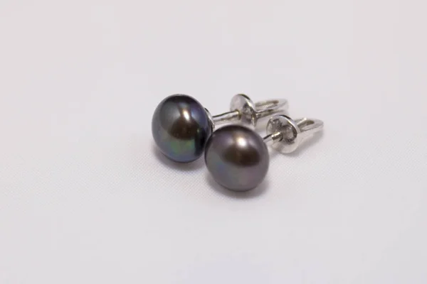 Boucles Oreilles Argent Avec Perles Noires — Photo