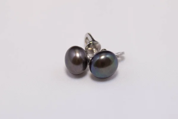 Boucles Oreilles Argent Avec Perles Noires — Photo