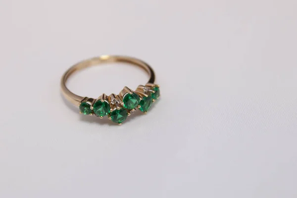 Zlatý Prsten Smaragdy — Stock fotografie