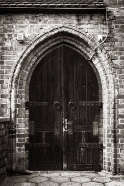 Retro tarzda kapı, siyah beyaz fotoğrafçılık
