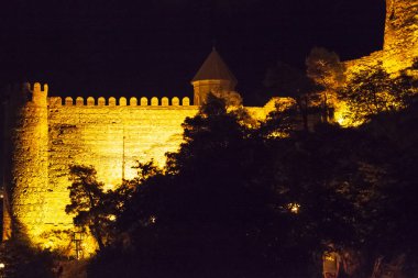 Old Town Tiflis gece manzarası