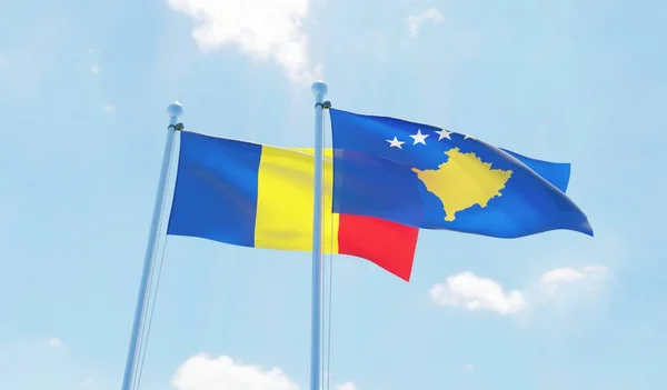 Kosova Romanya Iki Bayrak Sallayarak Karşı Mavi Gökyüzü Görüntü — Stok fotoğraf