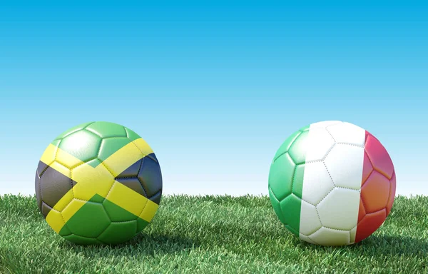 Два Футбольні Ячі Прапорів Кольору Зеленій Траві Ямайки Італії Зображення — стокове фото
