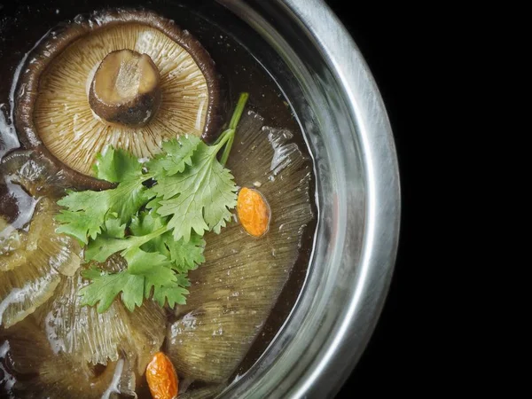 Cuenco Sopa Tradicional China Con Aleta Tiburón Sobre Fondo Negro — Foto de Stock