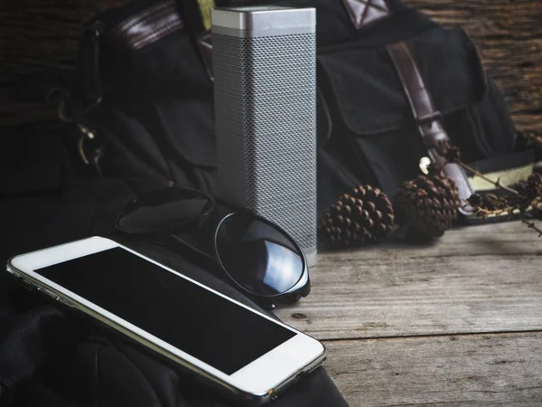 Bluetooth Speaker Smart Phone Table — Stock Photo, Image