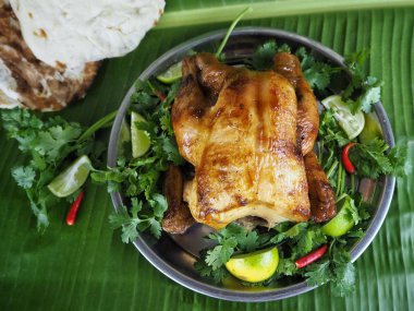 Hint yemekleri Tandoori tavuk Barbekü ve naan ekmek