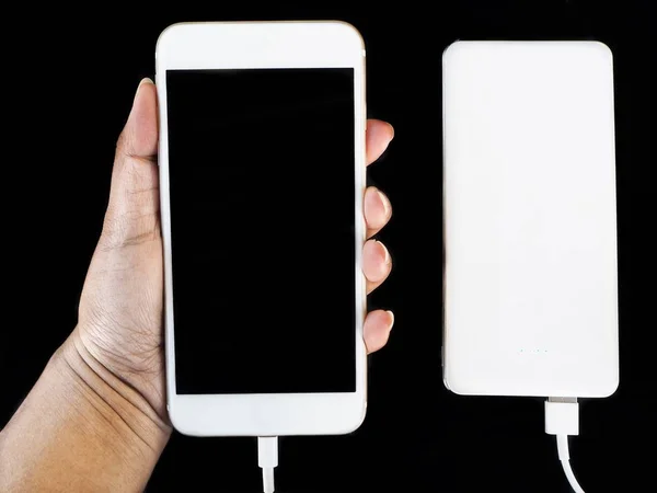 Ładowarka Power Bank Inteligentny Telefon Czarnym Tle — Zdjęcie stockowe