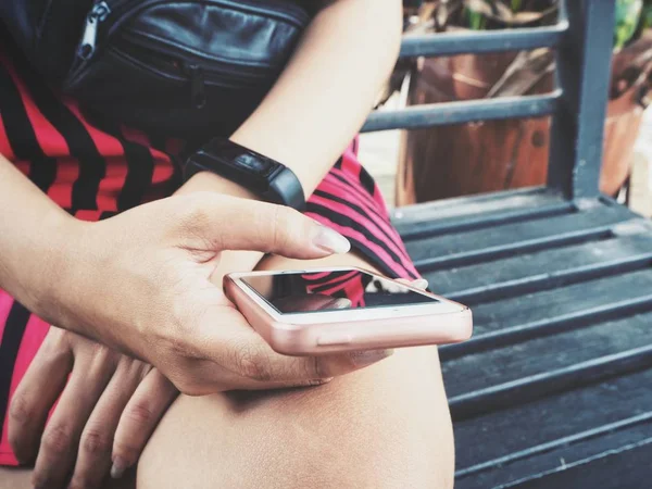 Woman Using Smart Phone Hand — Stock Photo, Image