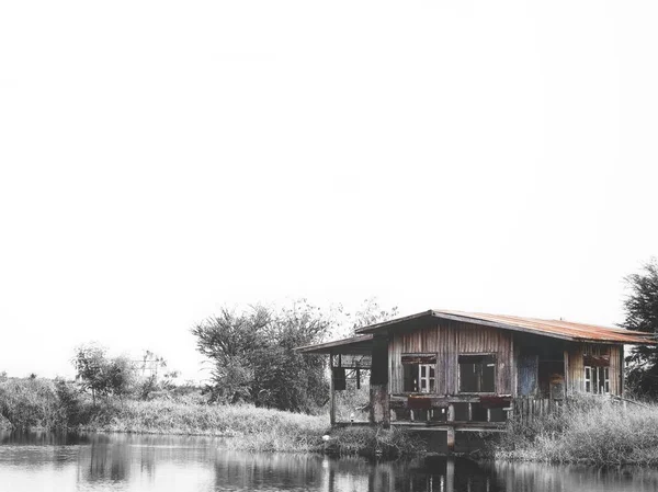 Stare Drewno Dom Jezioro Tajlandii — Zdjęcie stockowe