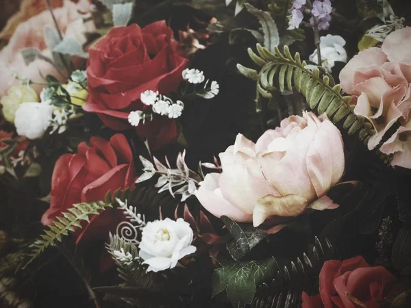 Krásné Umělé Květiny — Stock fotografie