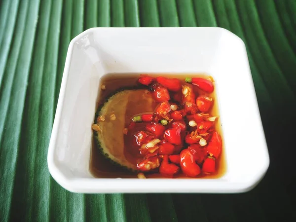 Vis Saus Met Rode Chili Lime Van Thais Eten Banaan — Stockfoto