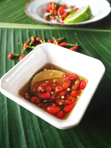 Vis Saus Met Rode Chili Lime Van Thais Eten Banaan — Stockfoto