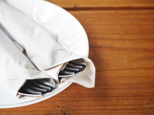 Empty Plate Spoon Fork Restaurant — Stock Photo, Image