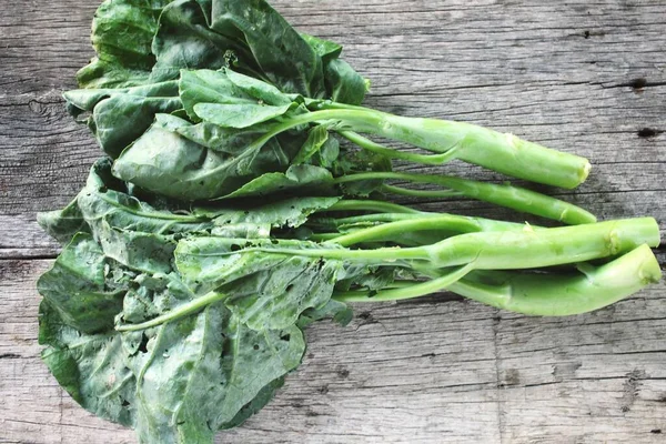 Fresh Kale Vegetable Wood Background — Stock Photo, Image