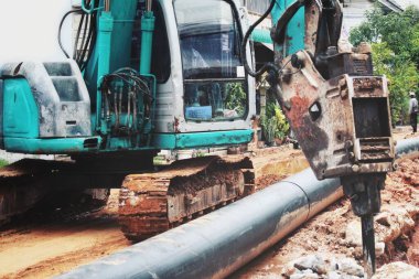 Sondaj makinesi endüstrisi inşaatı