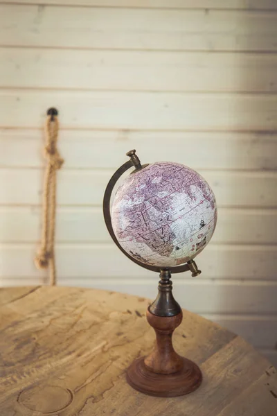 Russia Abrau Dyurso Lake May 2018 Vintage Globe Standing Wooden — Stock Photo, Image