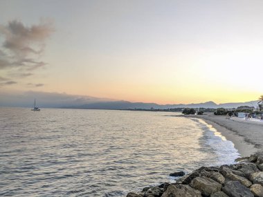 Cambrils (İspanya boş beach)