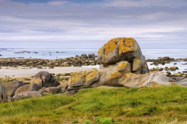 Fransa, Brittany Finistere 'deki Kerlouan plajı.
