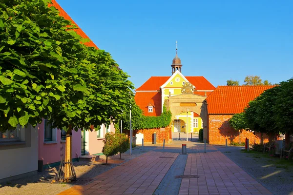 Monasterio de Barth, un casco antiguo en el Bodden — Foto de Stock