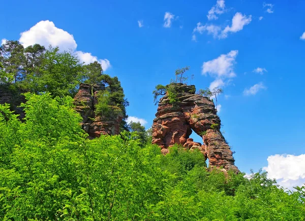 Schillerfelsen Rock in Dahn Rockland — Stockfoto